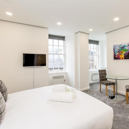 Modern Studio Next To Edinburgh Castle Apartment ภายนอก รูปภาพ