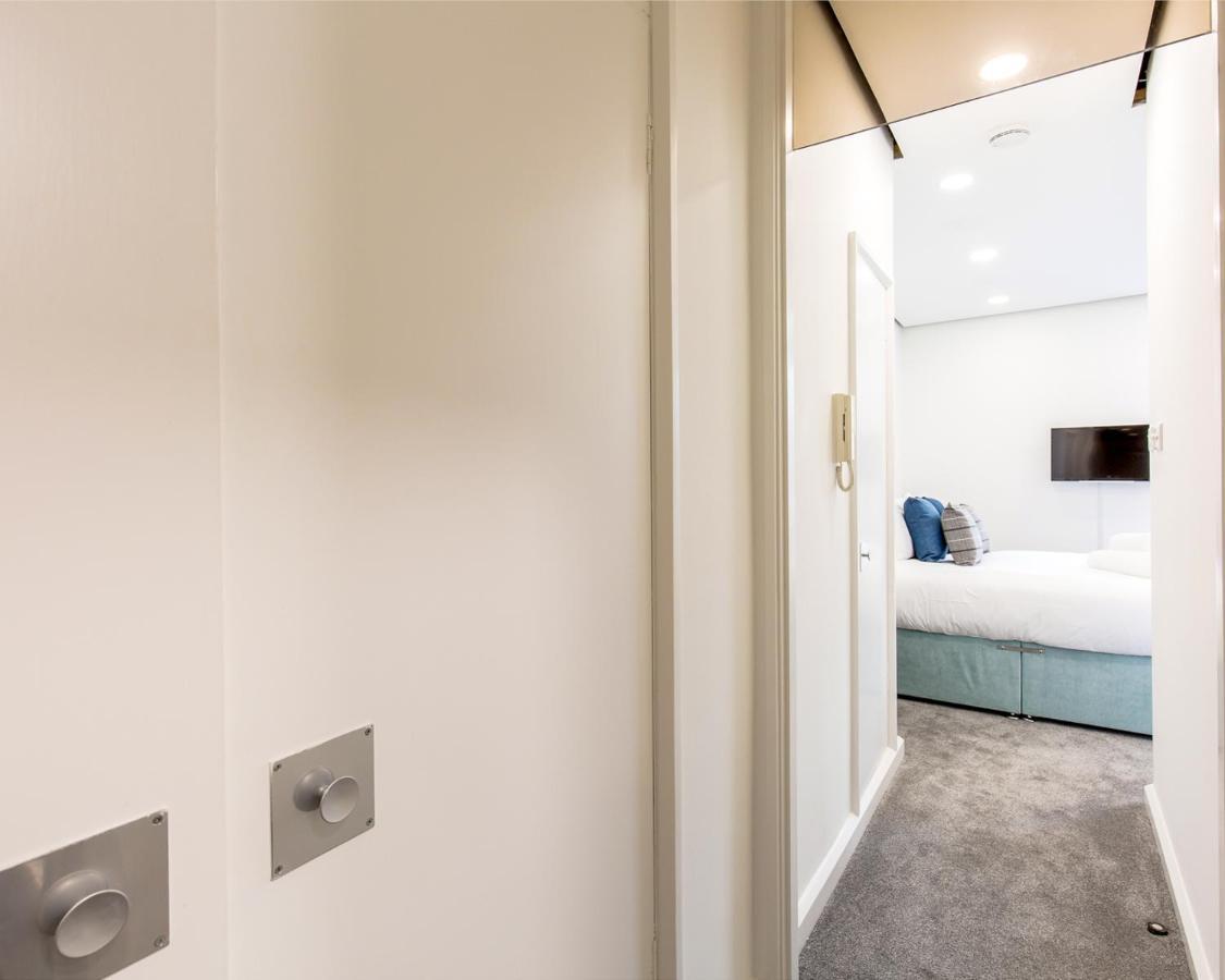 Modern Studio Next To Edinburgh Castle Apartment ภายนอก รูปภาพ